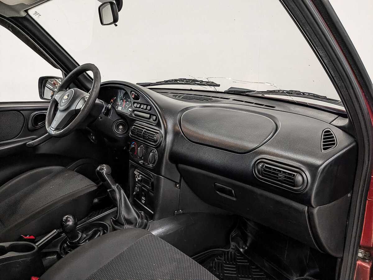 Купить Chevrolet Niva с пробегом. Фото: #11