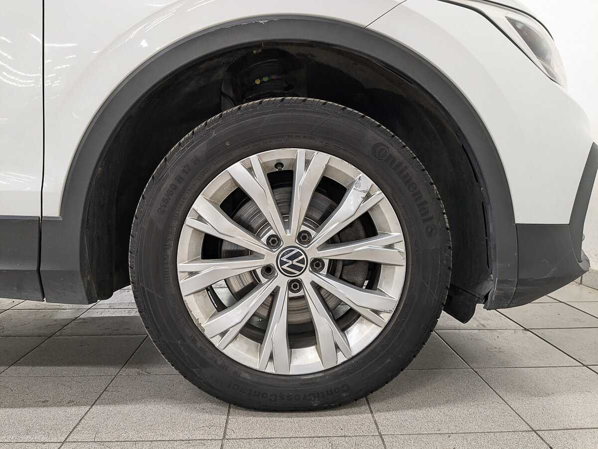 Купить Volkswagen Tiguan с пробегом. Фото: #11
