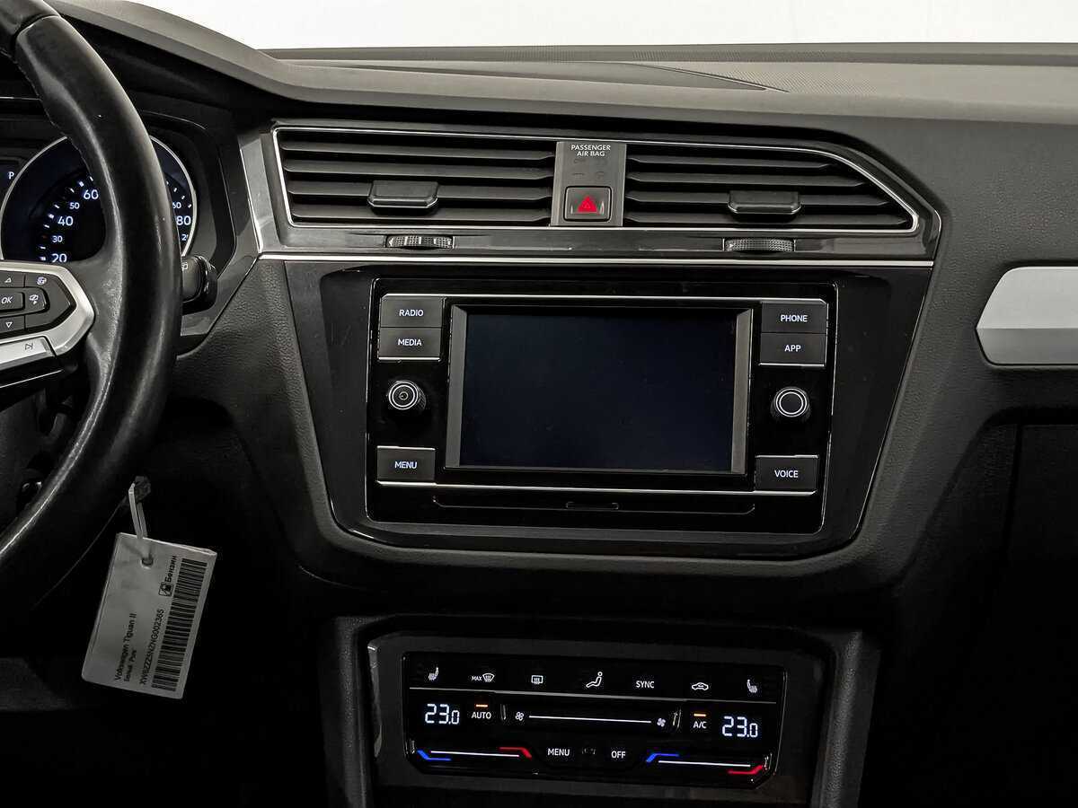 Купить Volkswagen Tiguan с пробегом. Фото: #16