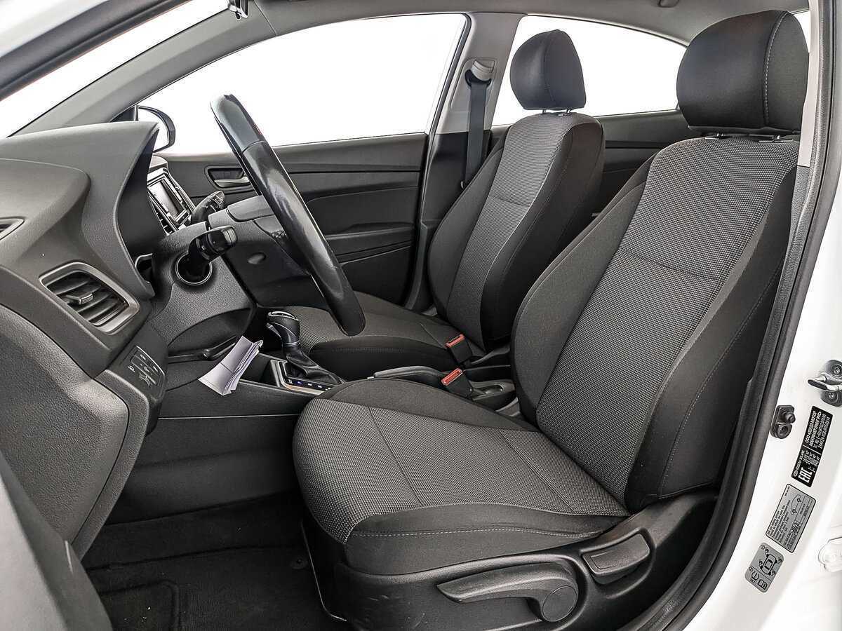 Купить Hyundai Solaris с пробегом. Фото: #19