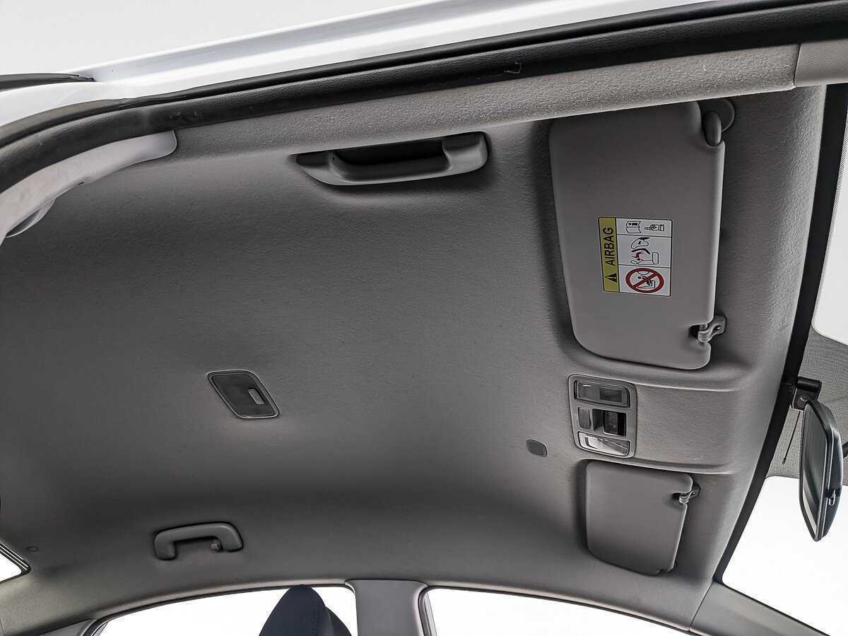 Купить Hyundai Solaris с пробегом. Фото: #22