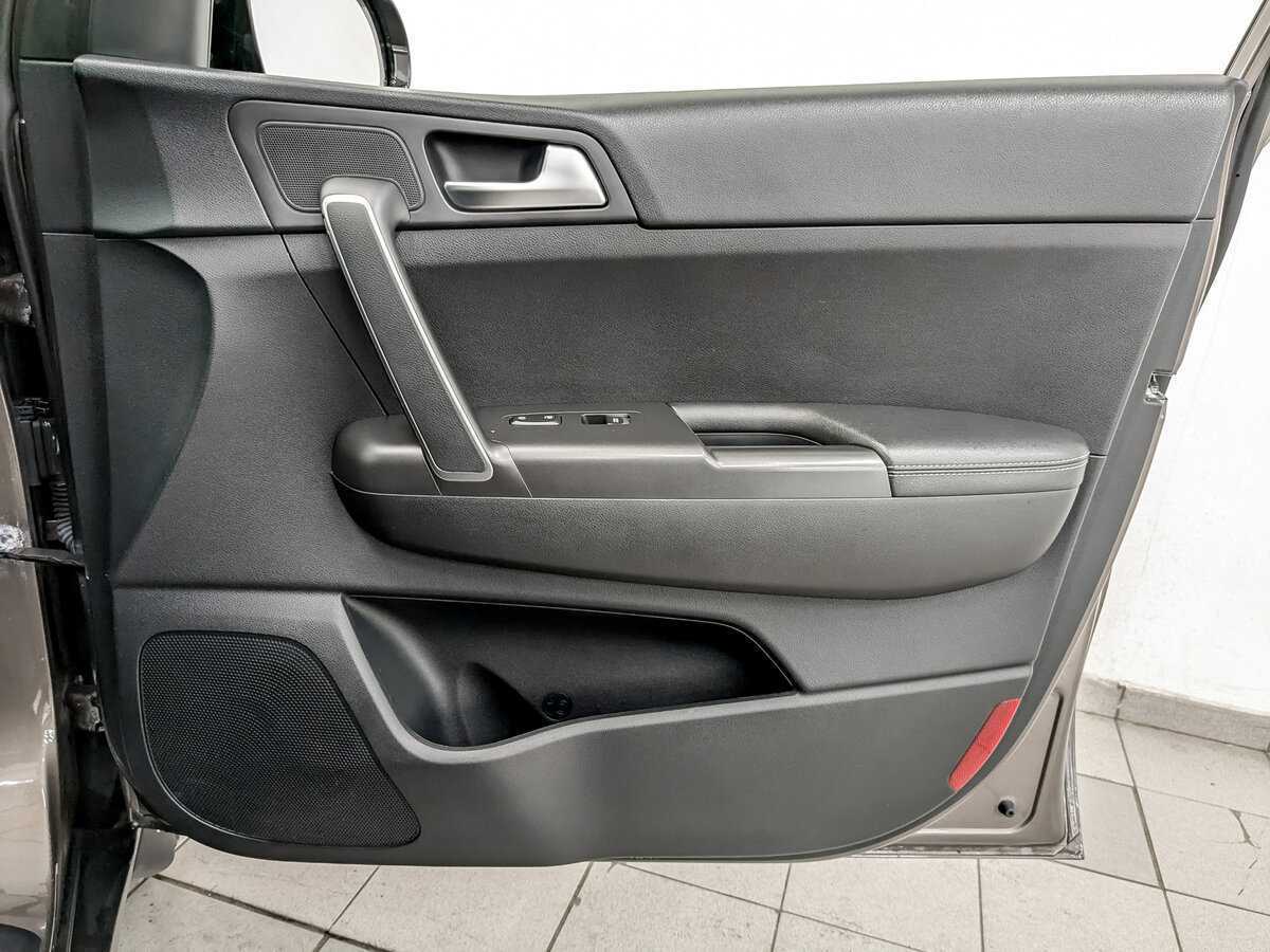 Купить Kia Sportage с пробегом. Фото: #23