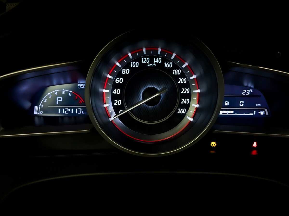 Купить Mazda 3 с пробегом. Фото: #12