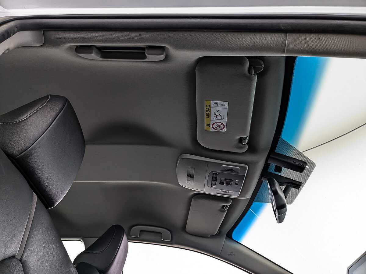 Купить Toyota Camry с пробегом. Фото: #22