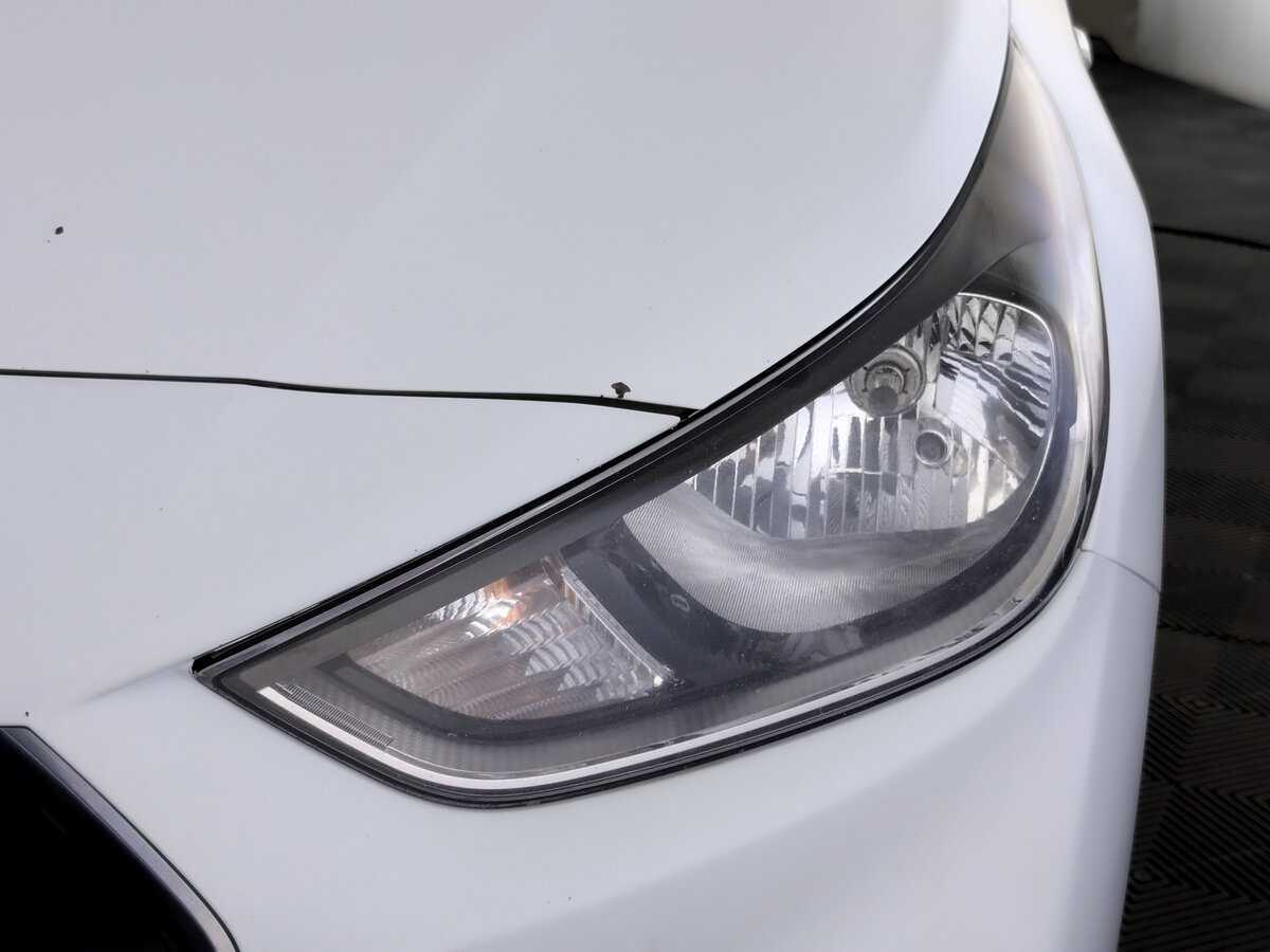 Купить Hyundai Solaris с пробегом. Фото: #16