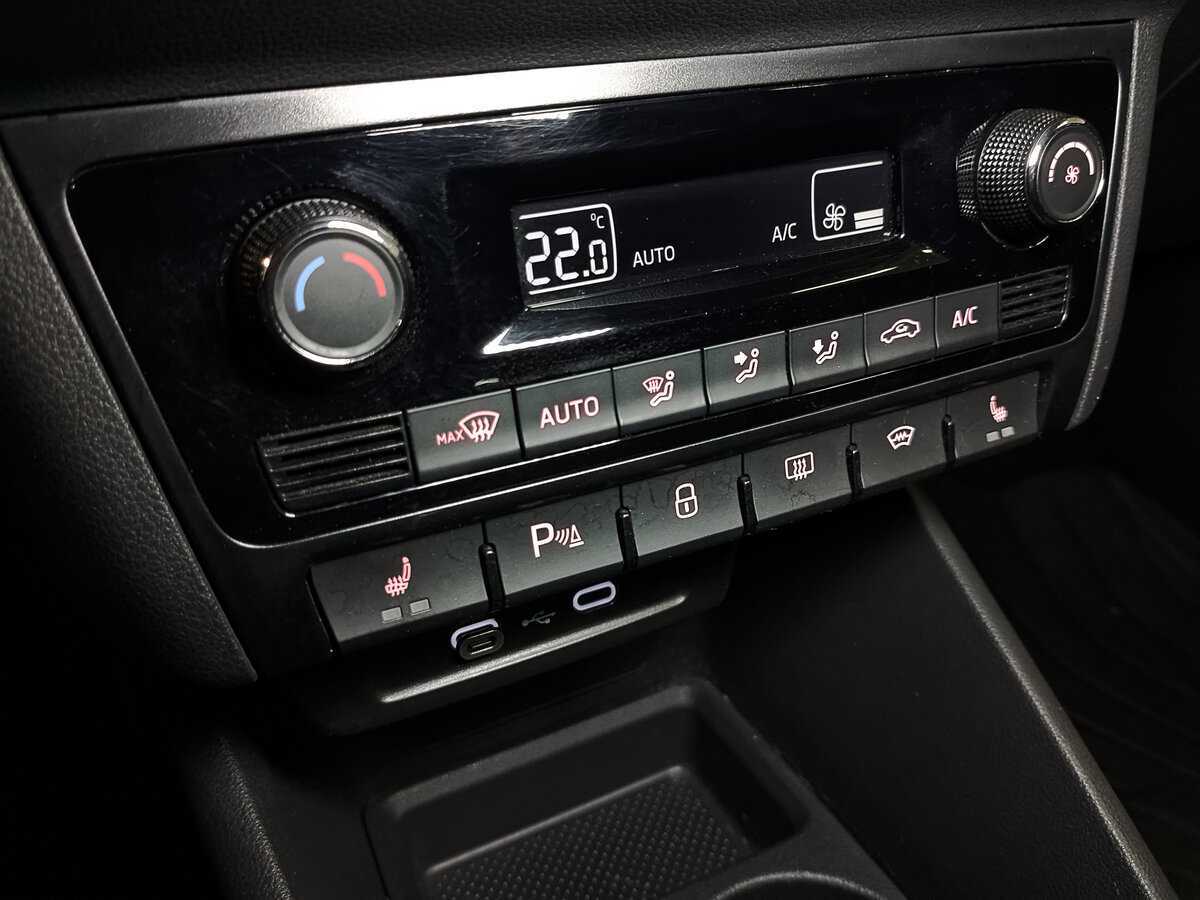 Купить Volkswagen Polo с пробегом. Фото: #20