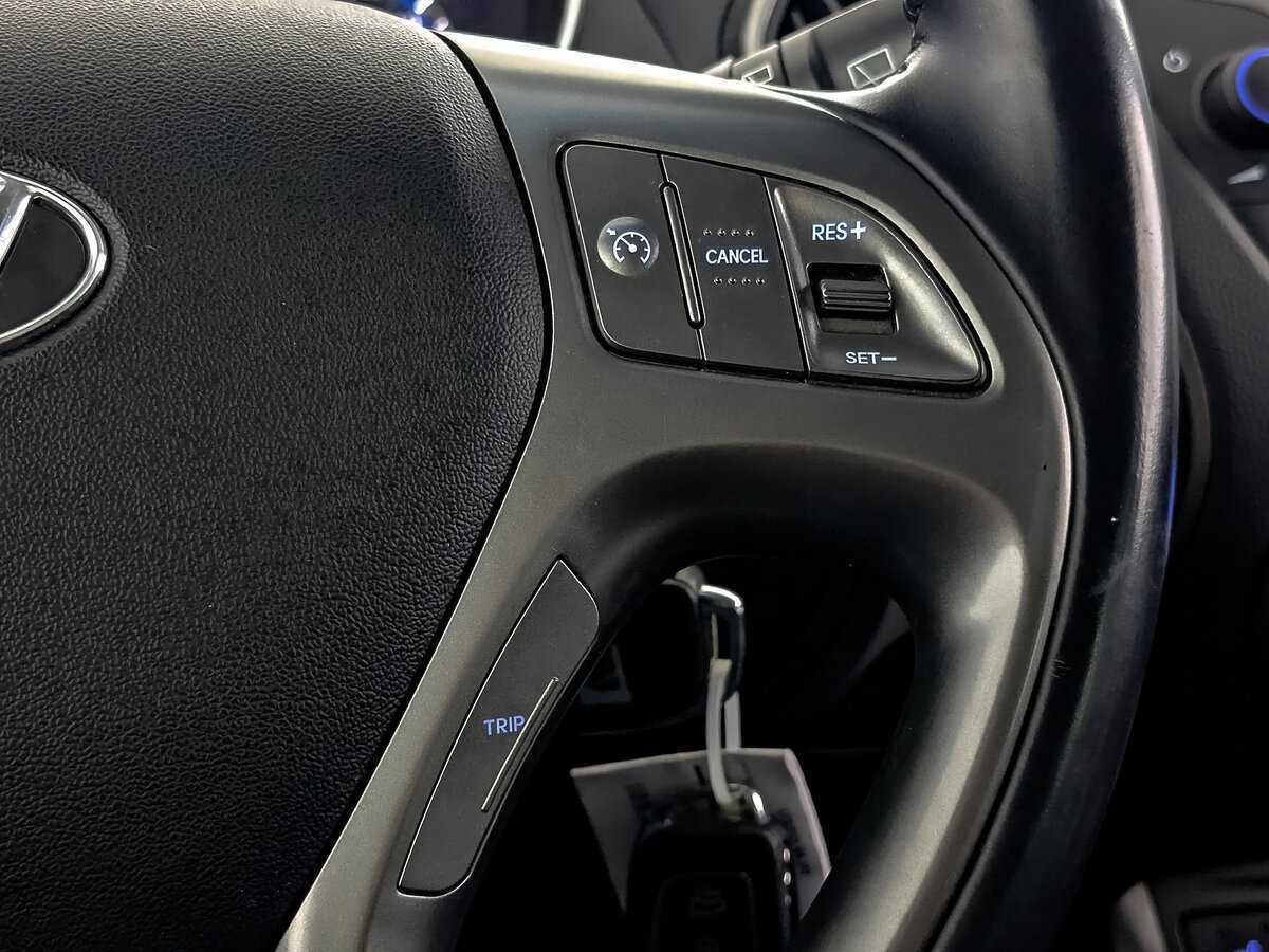 Купить Hyundai ix35 с пробегом. Фото: #26