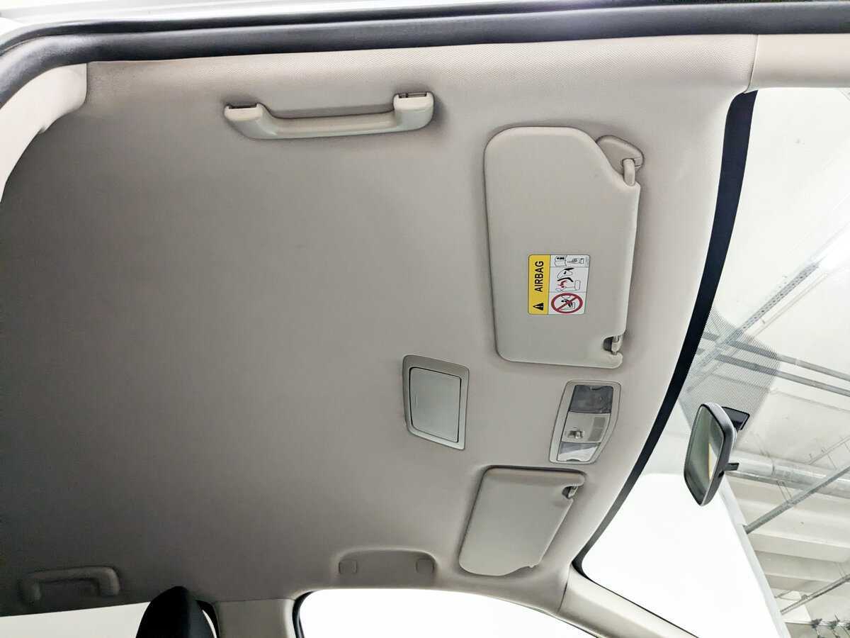 Купить Mitsubishi Outlander с пробегом. Фото: #21