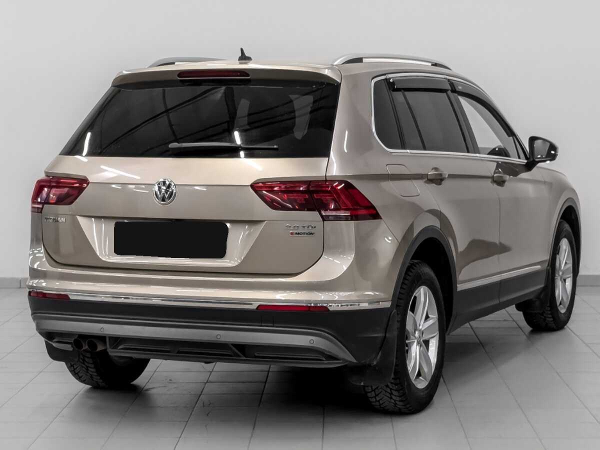 Купить Volkswagen Tiguan с пробегом. Фото: #4