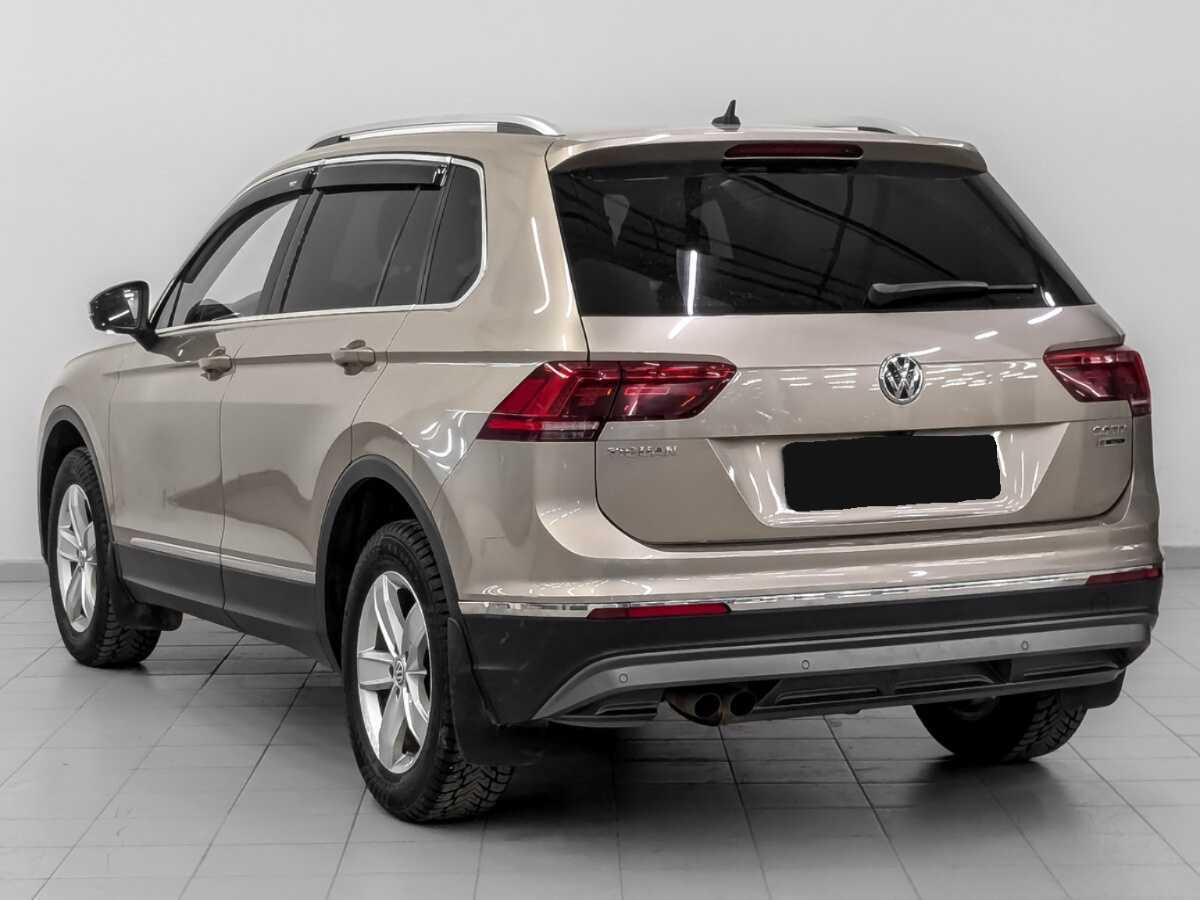 Купить Volkswagen Tiguan с пробегом. Фото: #6
