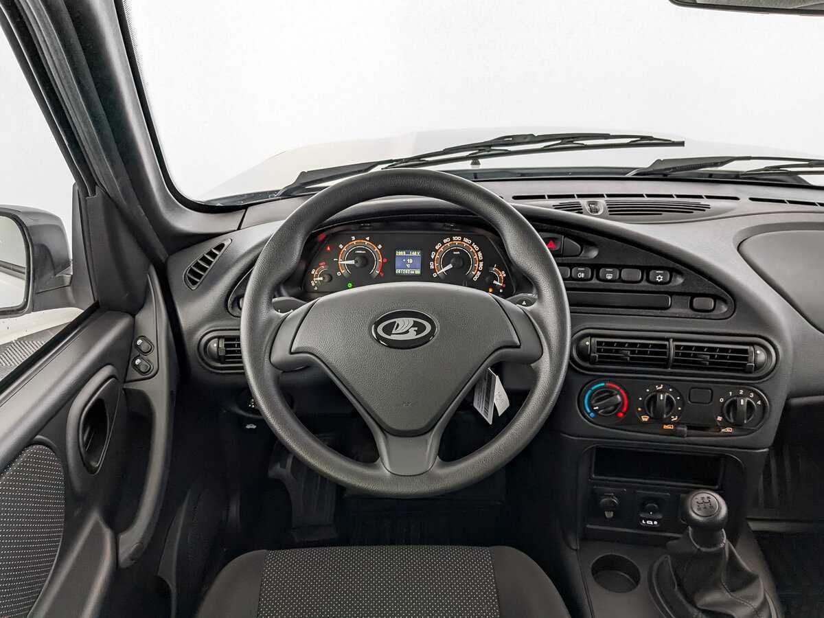 Купить Lada (ВАЗ) Niva с пробегом. Фото: #20