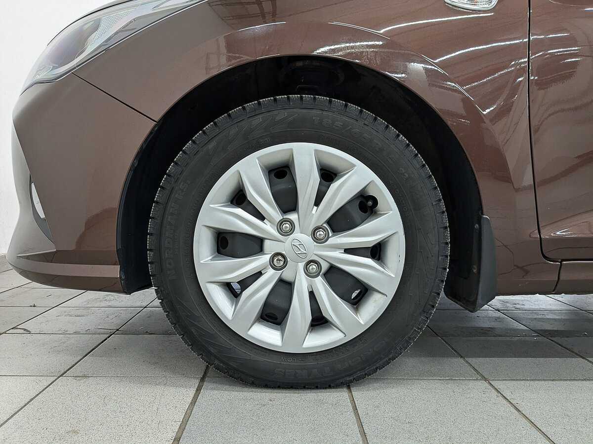 Купить Hyundai Solaris с пробегом. Фото: #11