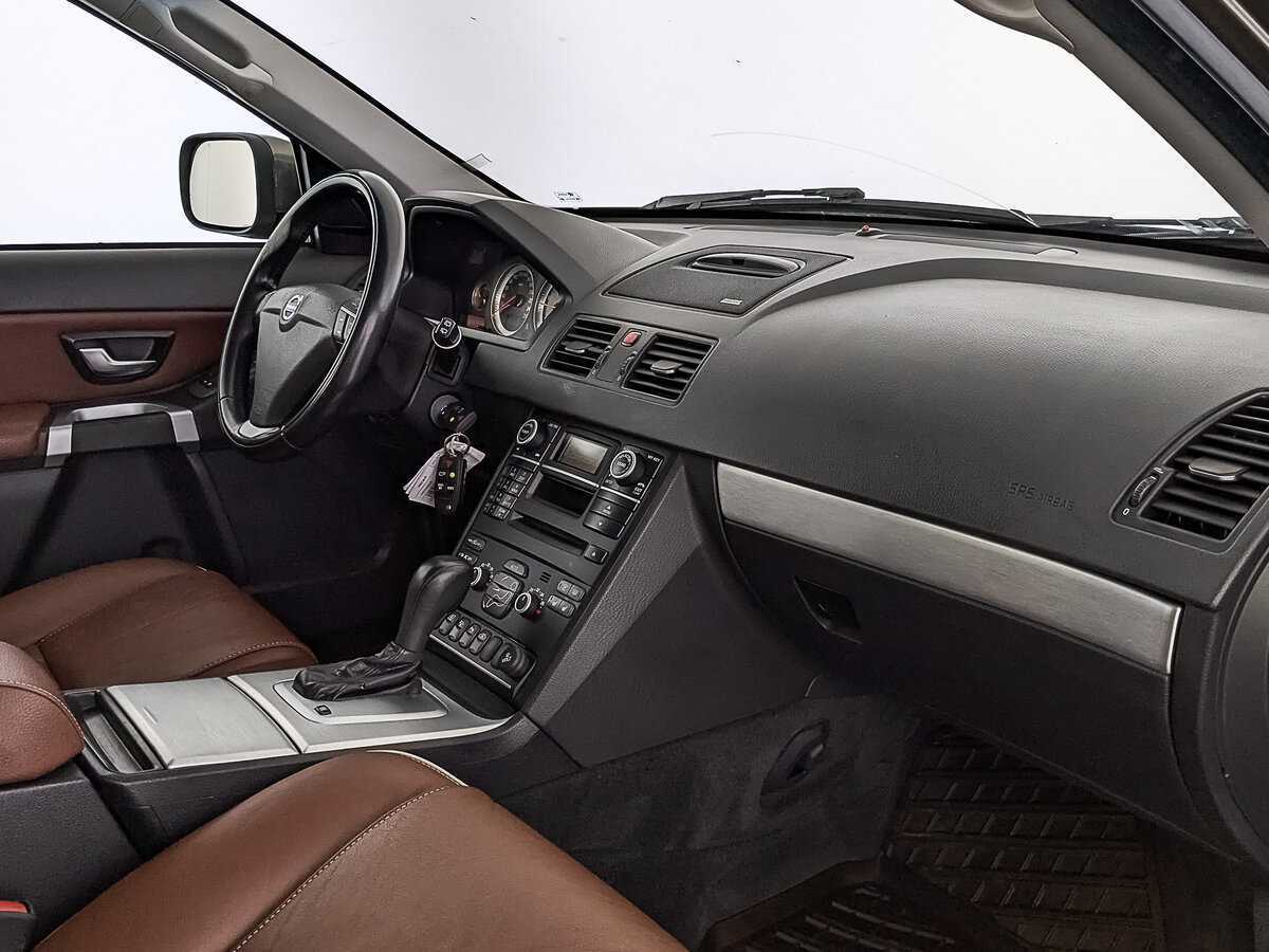 Купить Volvo XC90 с пробегом. Фото: #12