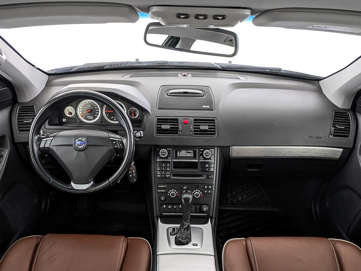 Купить Volvo XC90 с пробегом. Фото: #13
