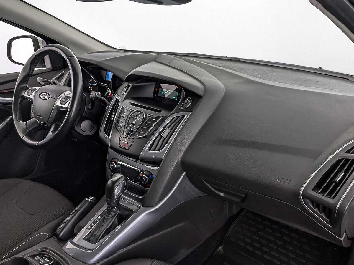 Купить Ford Focus с пробегом. Фото: #12