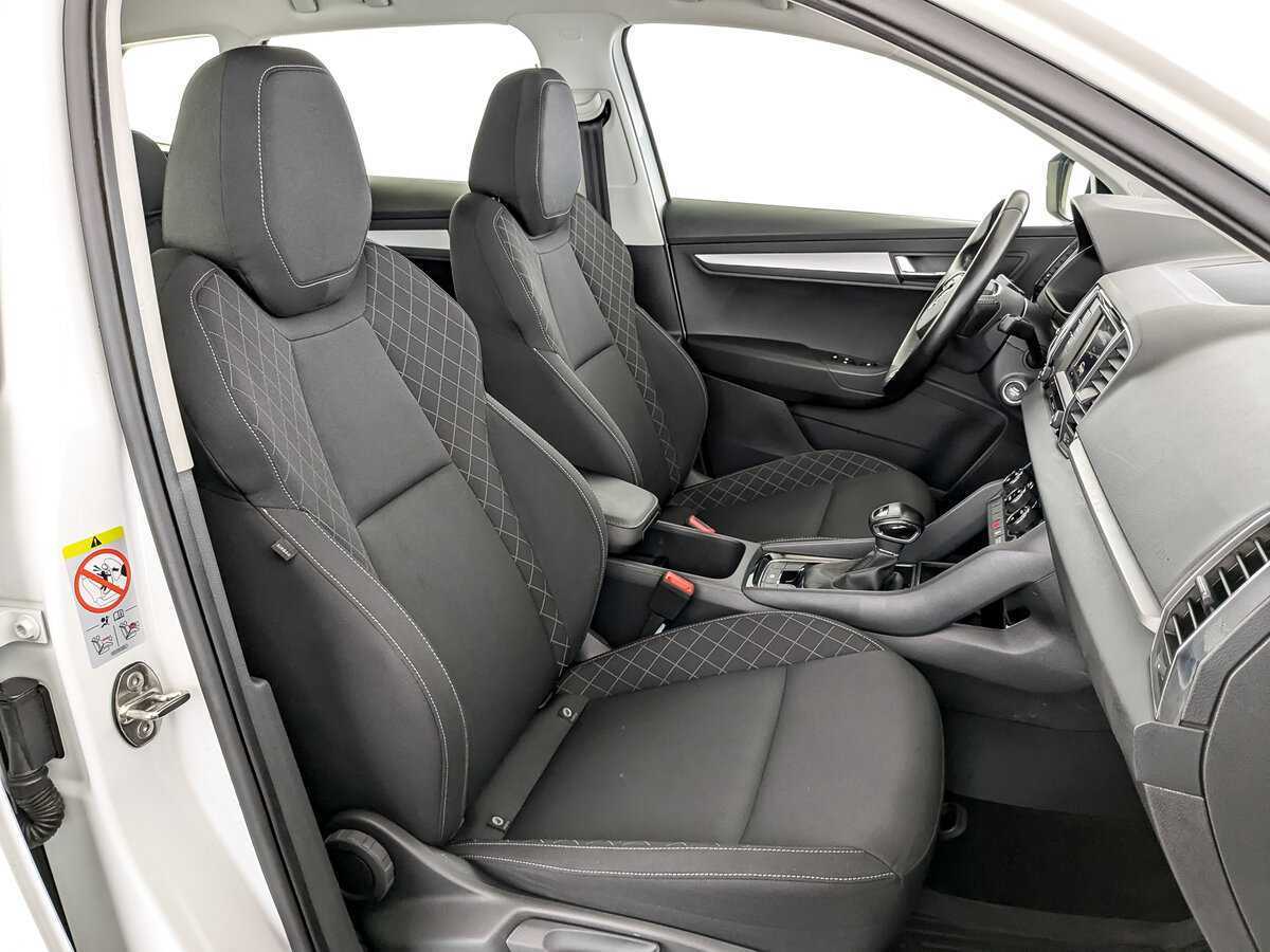 Купить Skoda Karoq с пробегом. Фото: #22