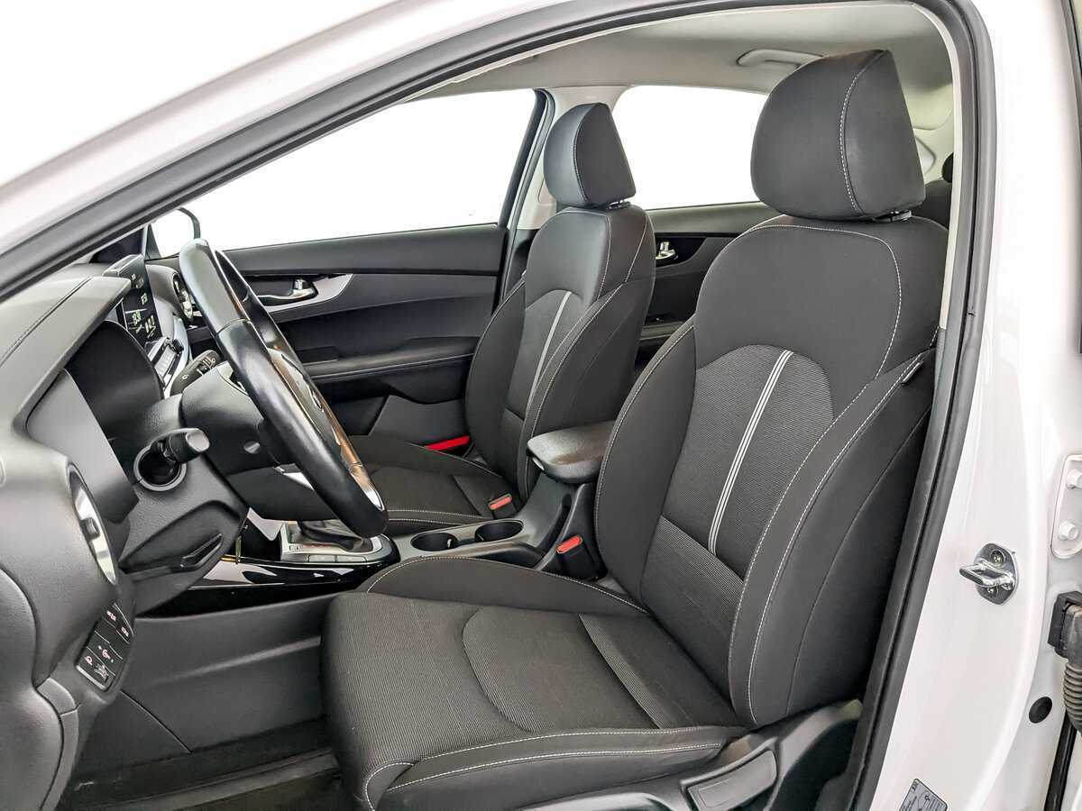 Купить Kia Cerato с пробегом. Фото: #19