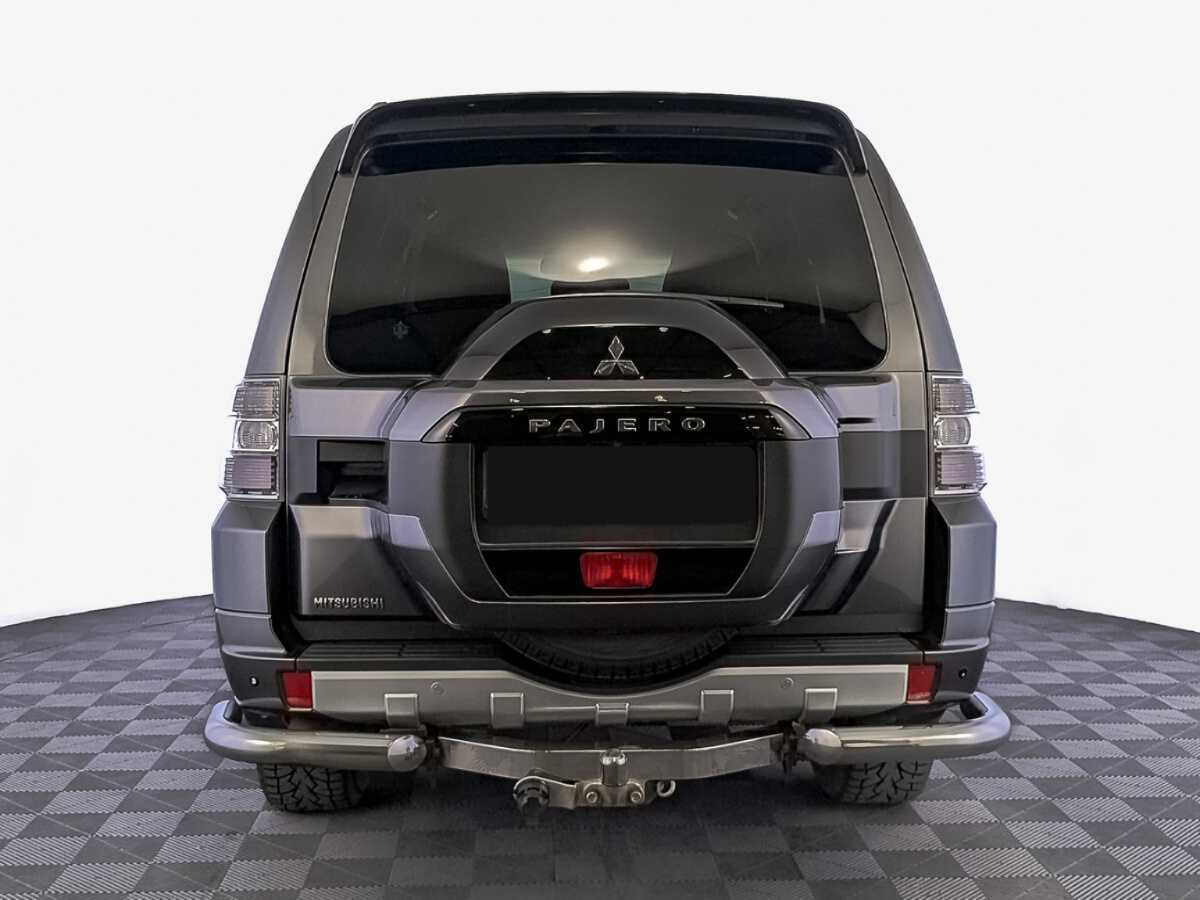 Купить Mitsubishi Pajero с пробегом. Фото: #5