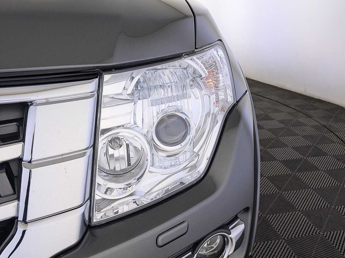 Купить Mitsubishi Pajero с пробегом. Фото: #10