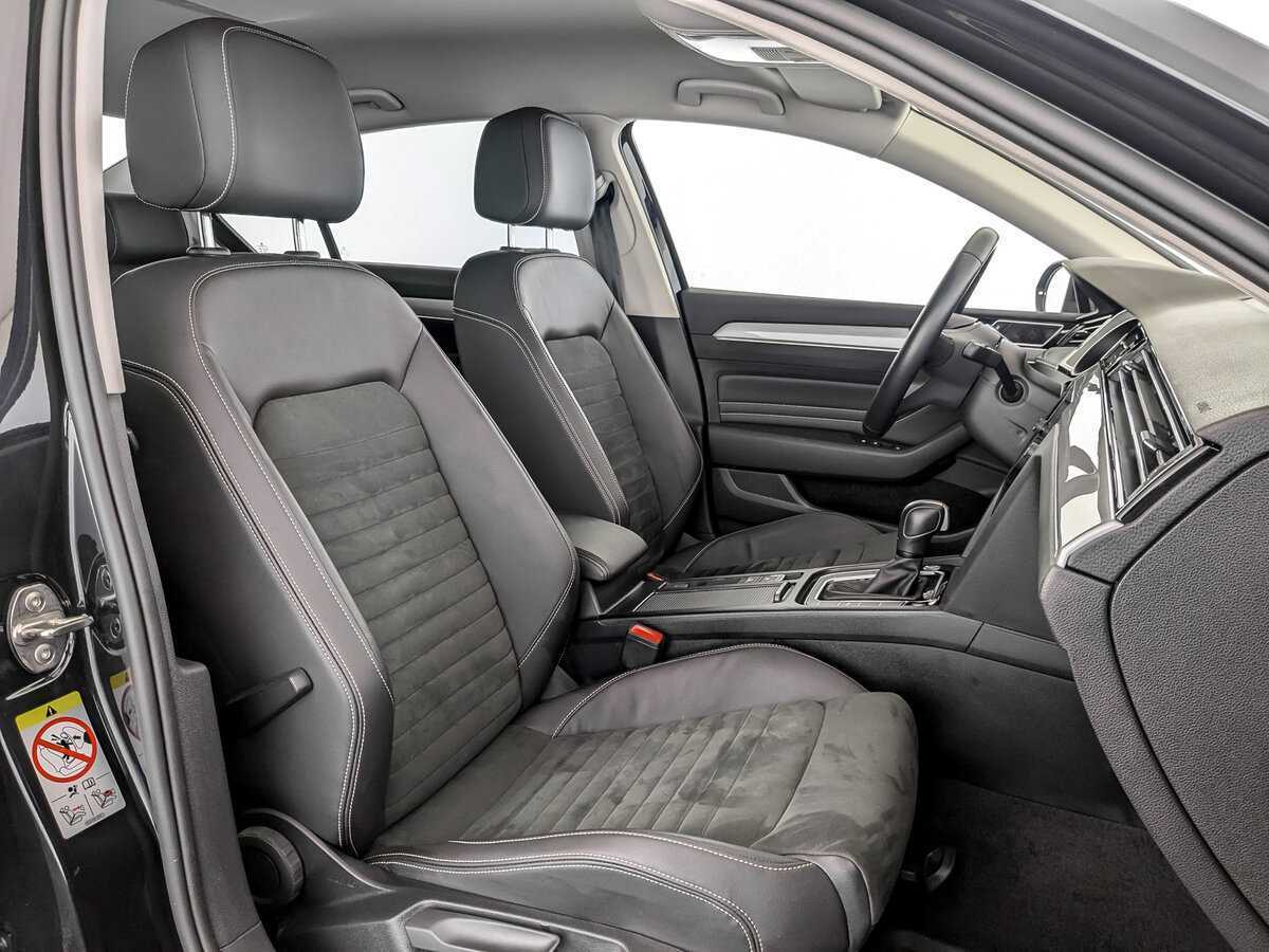 Купить Volkswagen Passat с пробегом. Фото: #23
