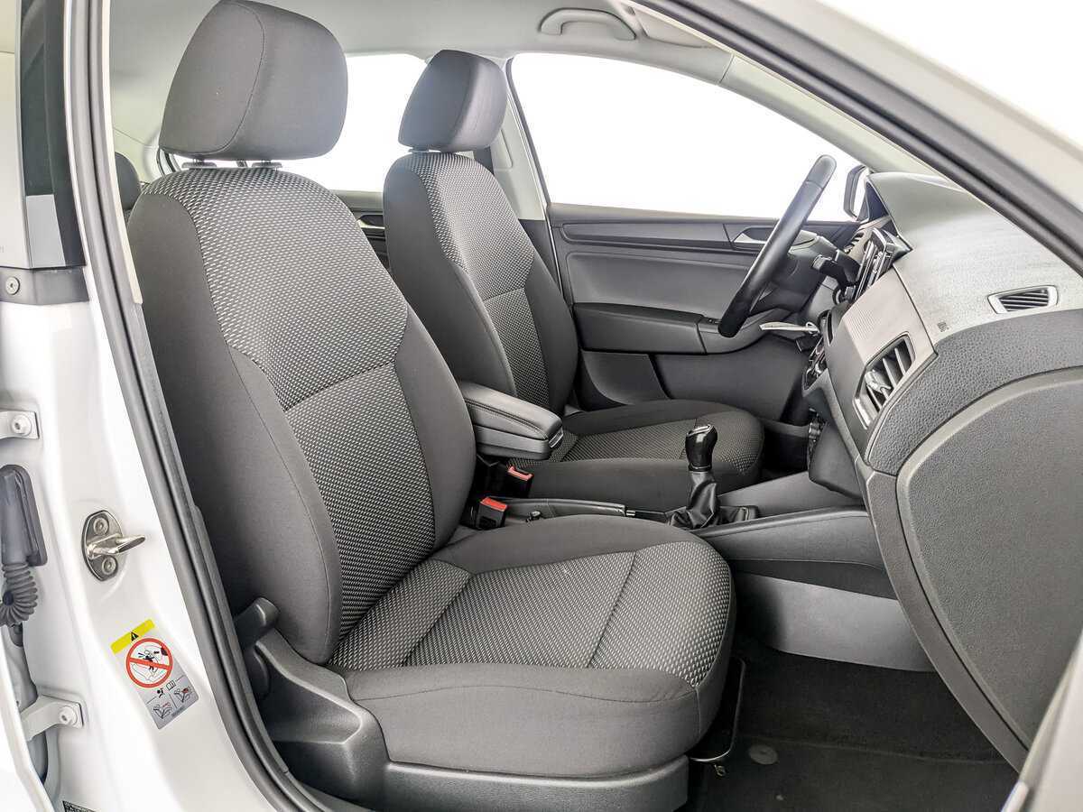 Купить Volkswagen Polo с пробегом. Фото: #22