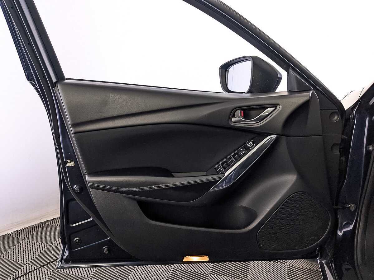 Купить Mazda 6 с пробегом. Фото: #18