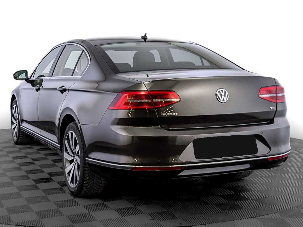 Купить Volkswagen Passat с пробегом. Фото: #6