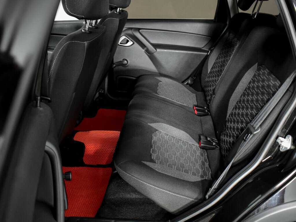 Купить Lada (ВАЗ) Granta с пробегом. Фото: #9