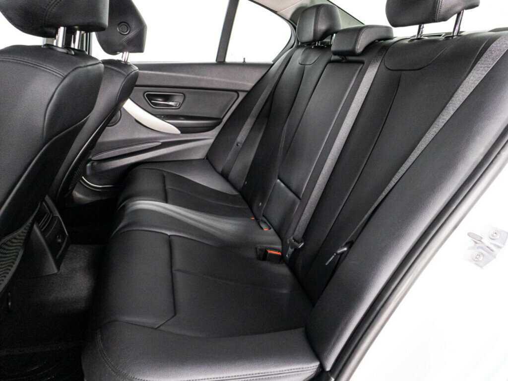 Купить BMW 3 серии с пробегом. Фото: #9