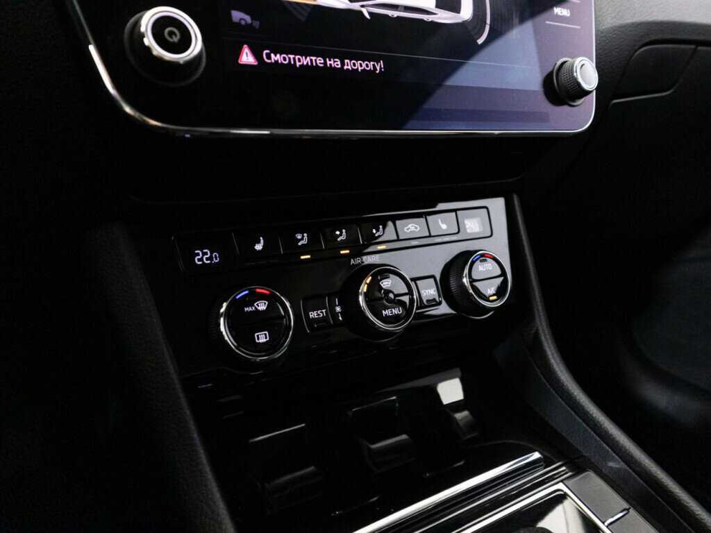 Купить Skoda Superb с пробегом. Фото: #16