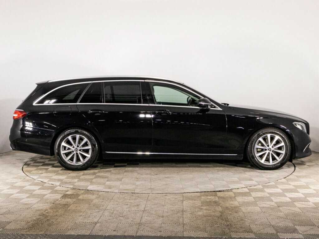 Купить Mercedes-Benz E-Класс с пробегом. Фото: #3