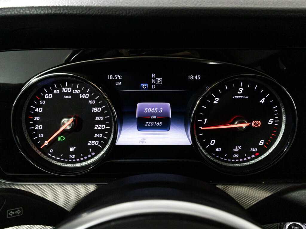 Купить Mercedes-Benz E-Класс с пробегом. Фото: #11