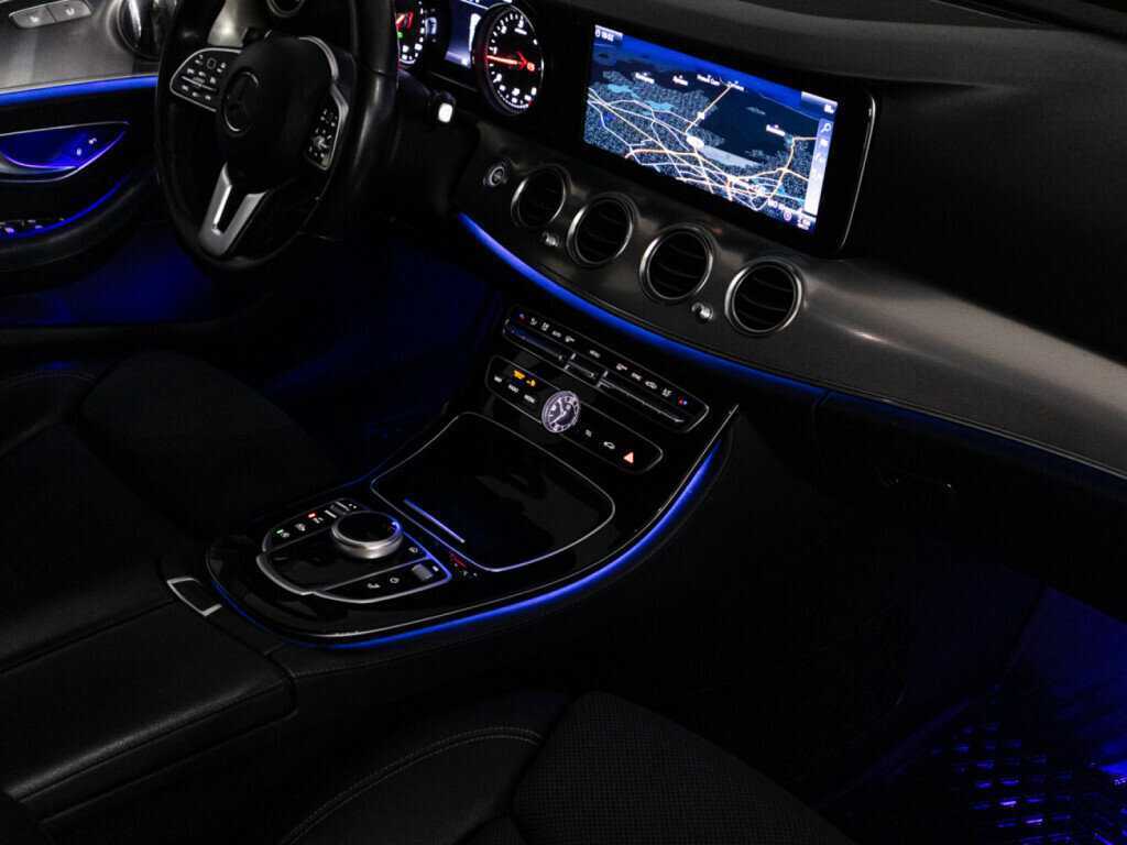 Купить Mercedes-Benz E-Класс с пробегом. Фото: #24