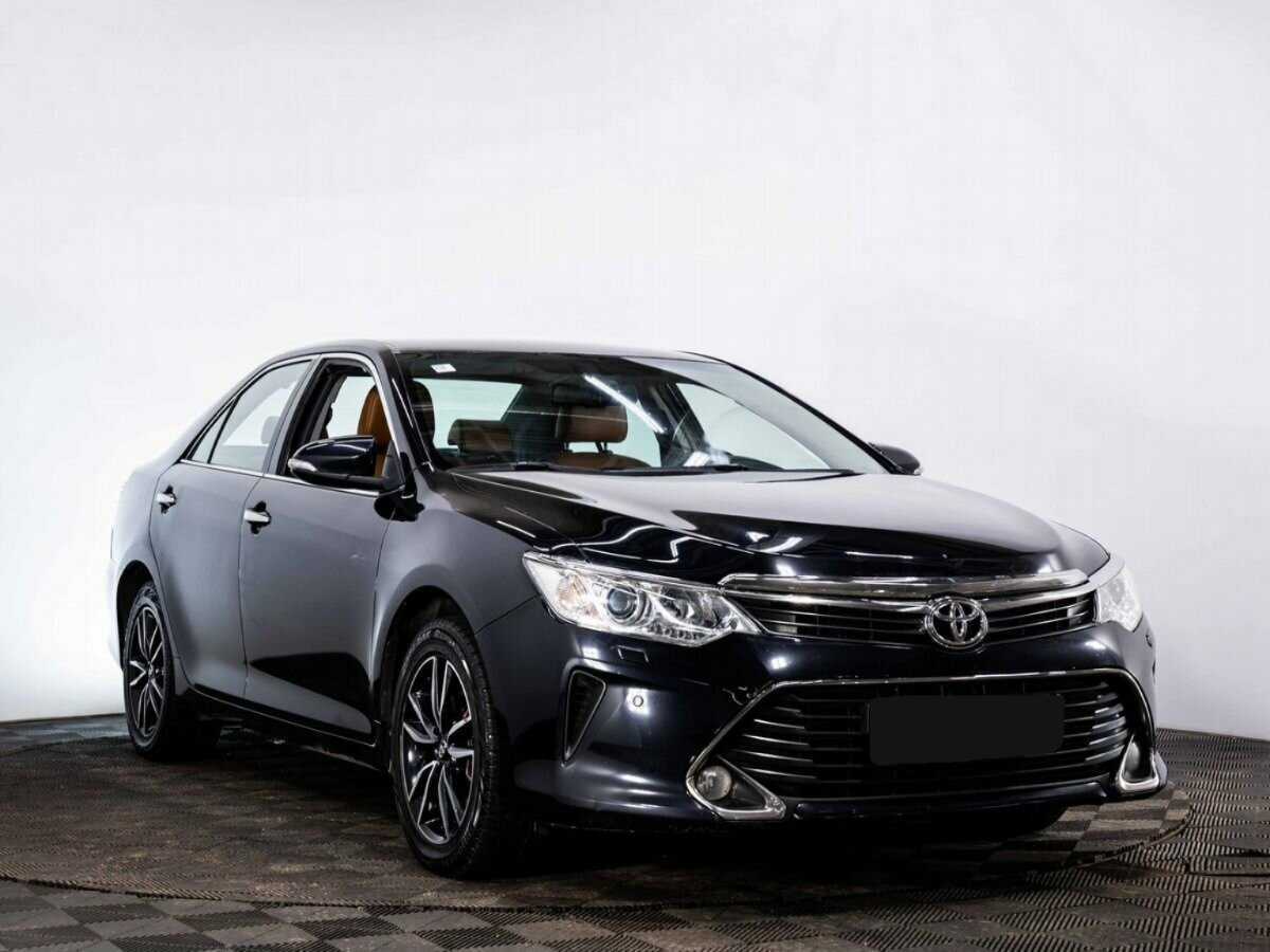 Купить Toyota Camry с пробегом. Фото: #2