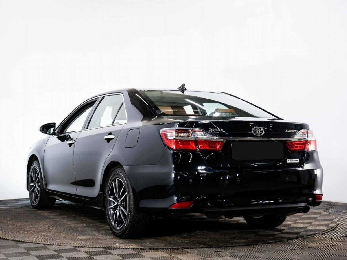 Купить Toyota Camry с пробегом. Фото: #3