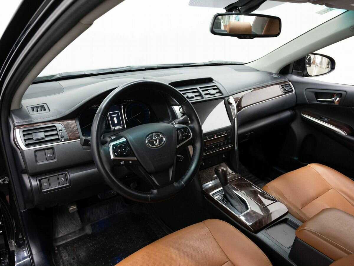 Купить Toyota Camry с пробегом. Фото: #7