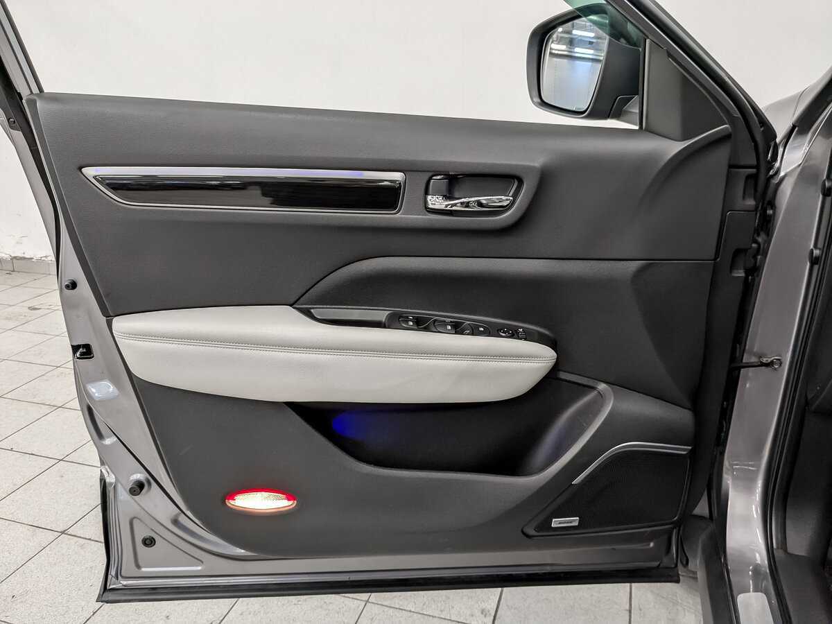 Купить Renault Koleos с пробегом. Фото: #18