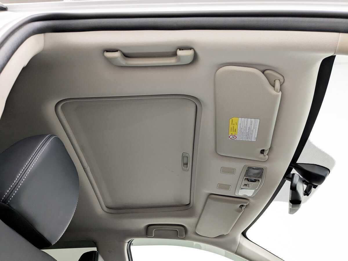 Купить Mitsubishi Outlander с пробегом. Фото: #22