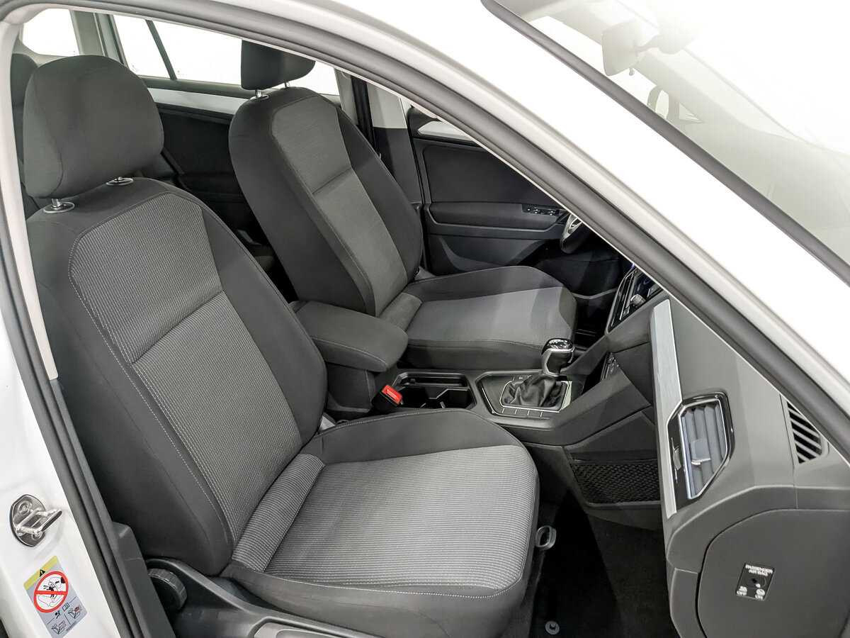 Купить Volkswagen Tiguan с пробегом. Фото: #19