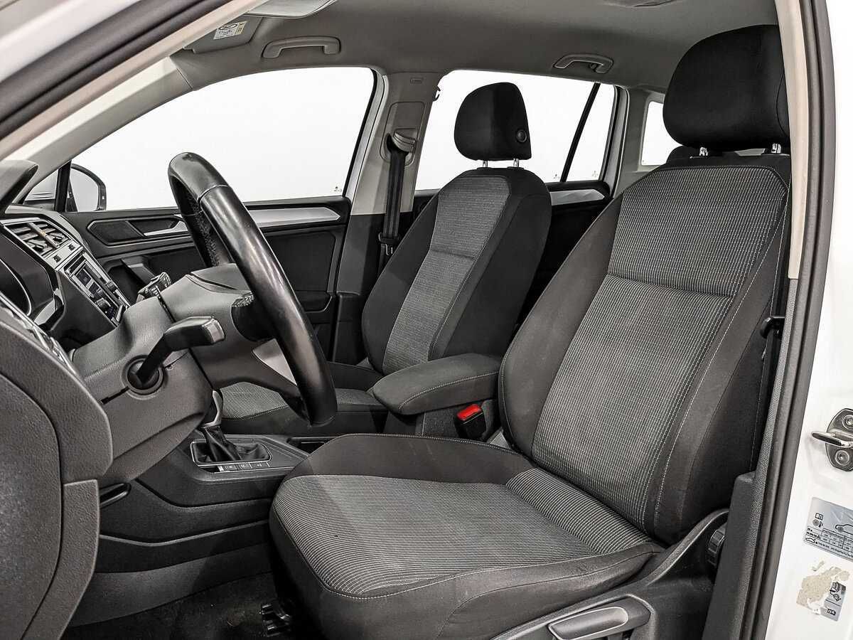Купить Volkswagen Tiguan с пробегом. Фото: #19