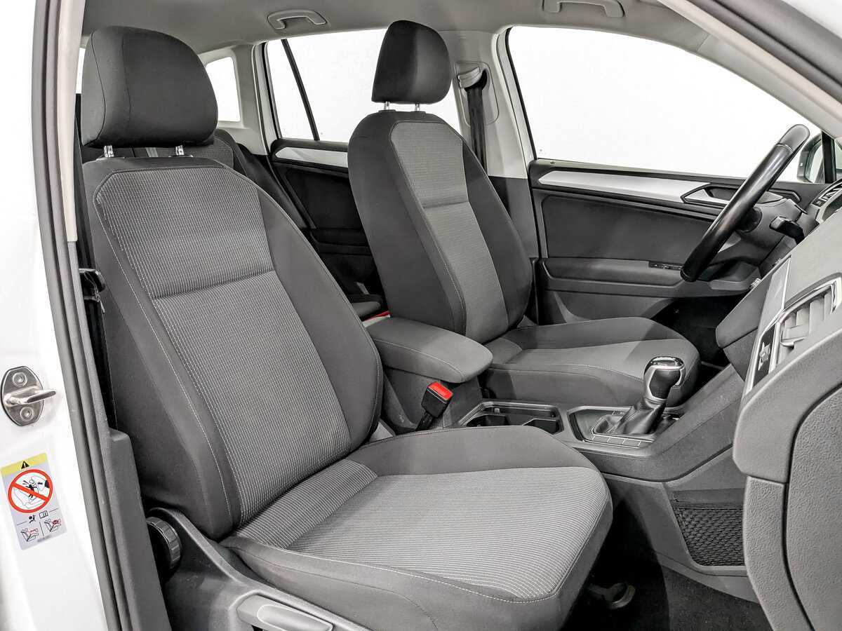 Купить Volkswagen Tiguan с пробегом. Фото: #22