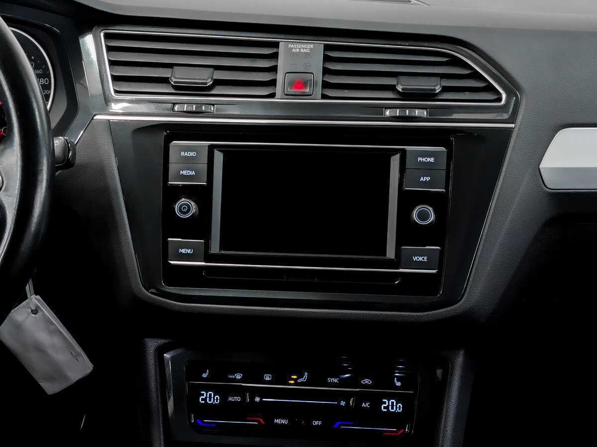 Купить Volkswagen Tiguan с пробегом. Фото: #14