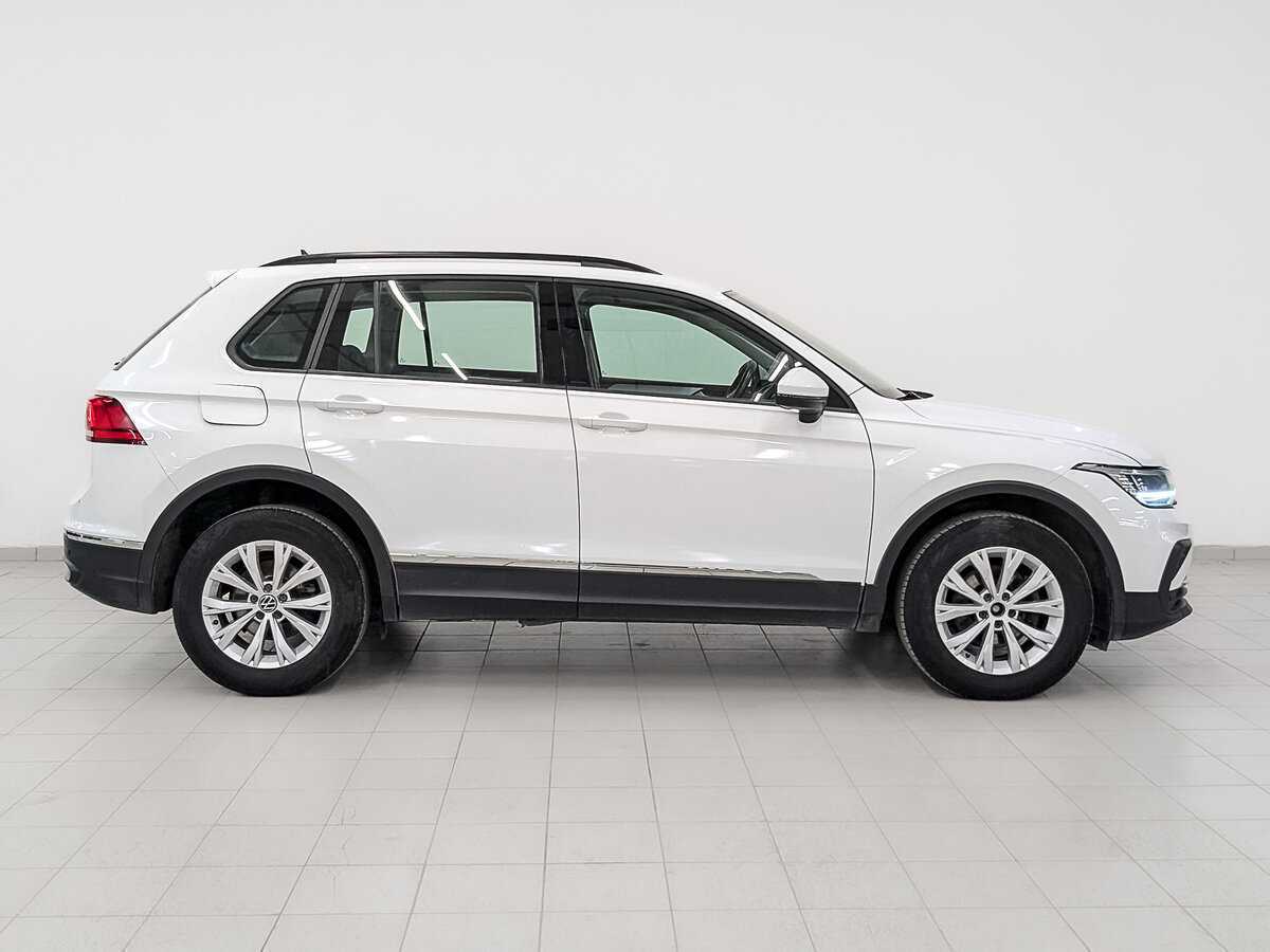 Купить Volkswagen Tiguan с пробегом. Фото: #3