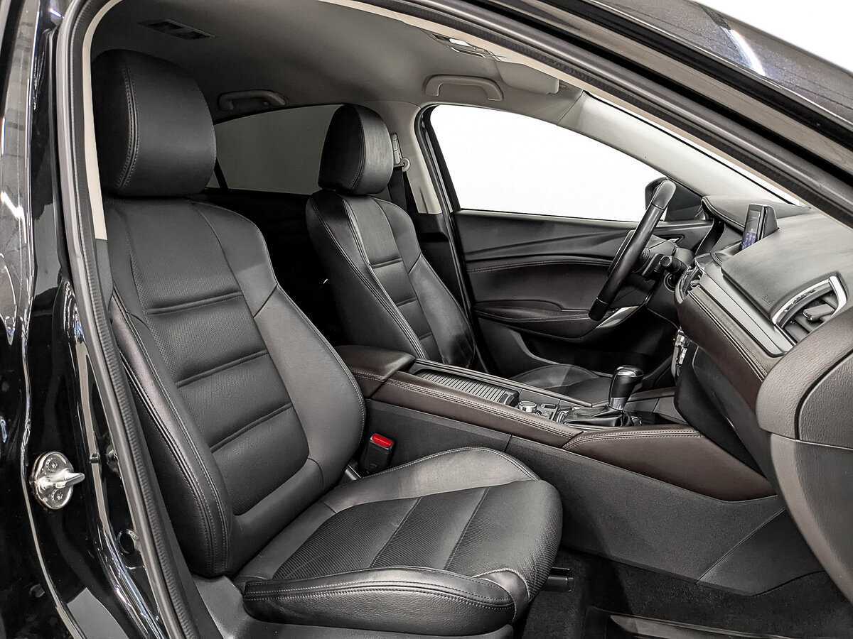 Купить Mazda 6 с пробегом. Фото: #21