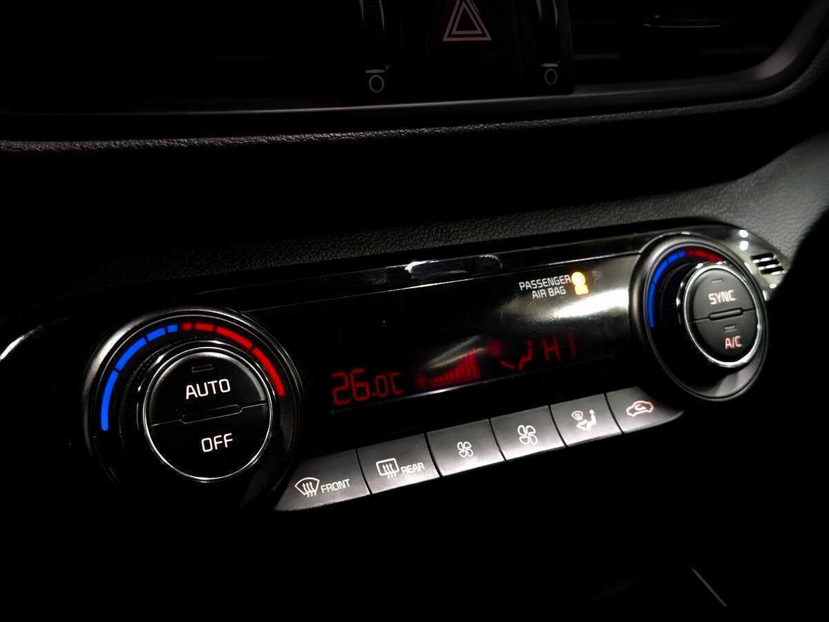 Купить Kia Cerato с пробегом. Фото: #22