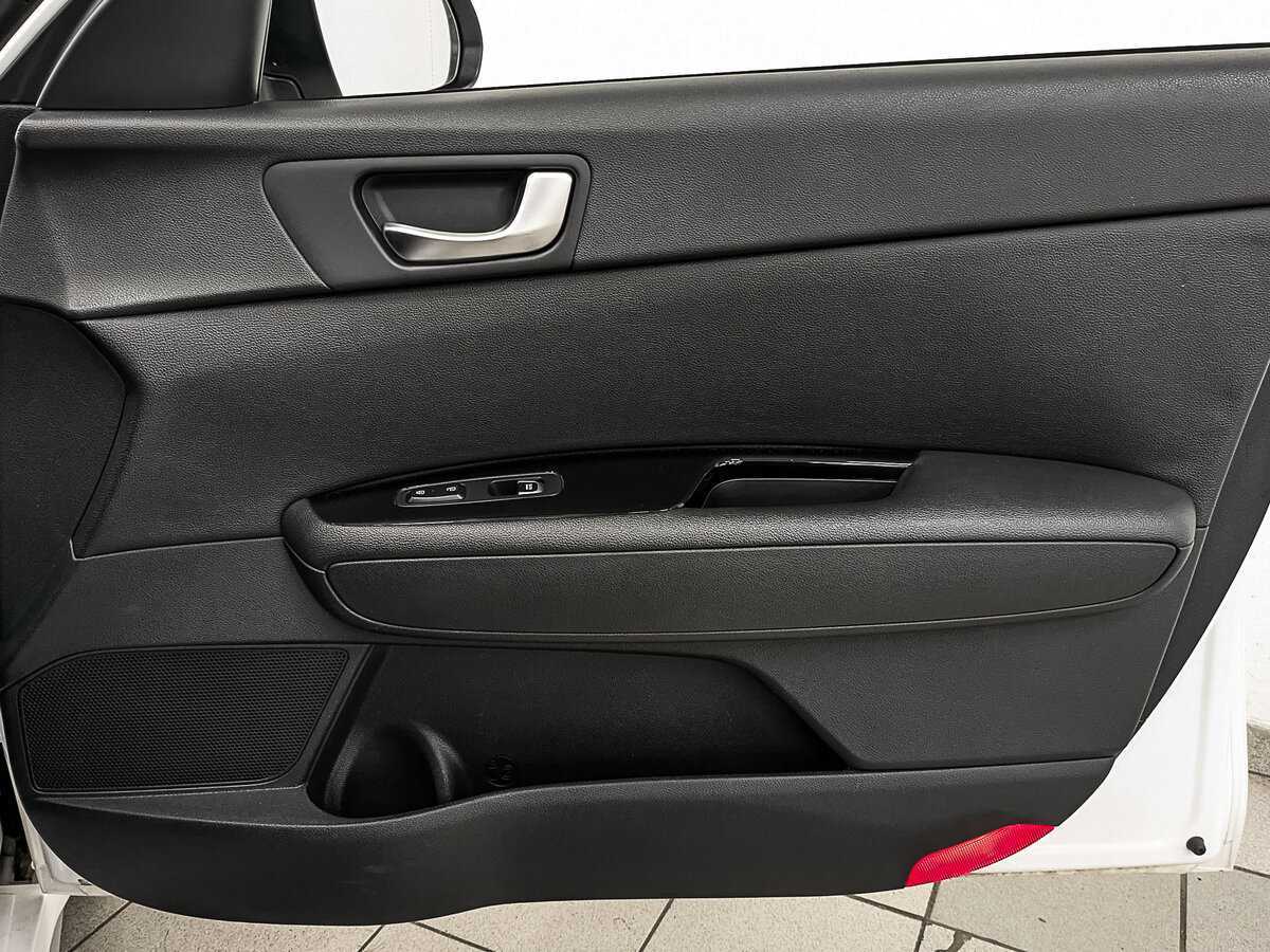 Купить Kia Optima с пробегом. Фото: #23