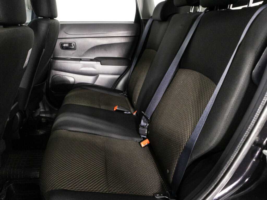 Купить Mitsubishi ASX с пробегом. Фото: #9