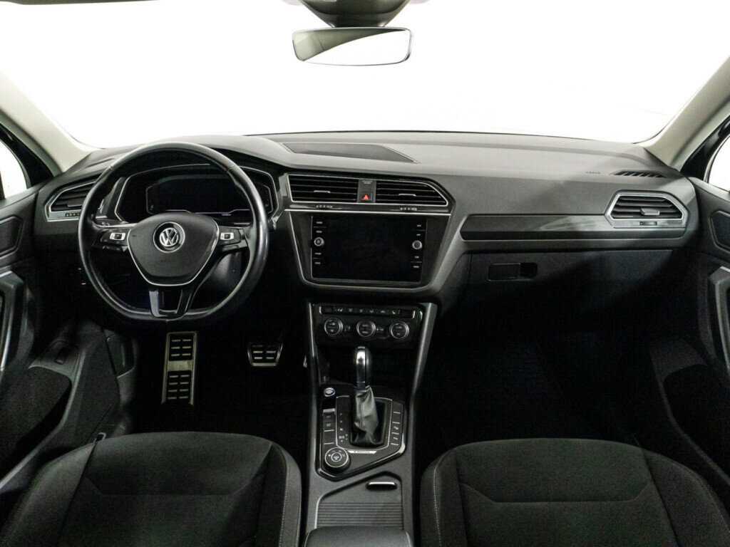 Купить Volkswagen Tiguan с пробегом. Фото: #12