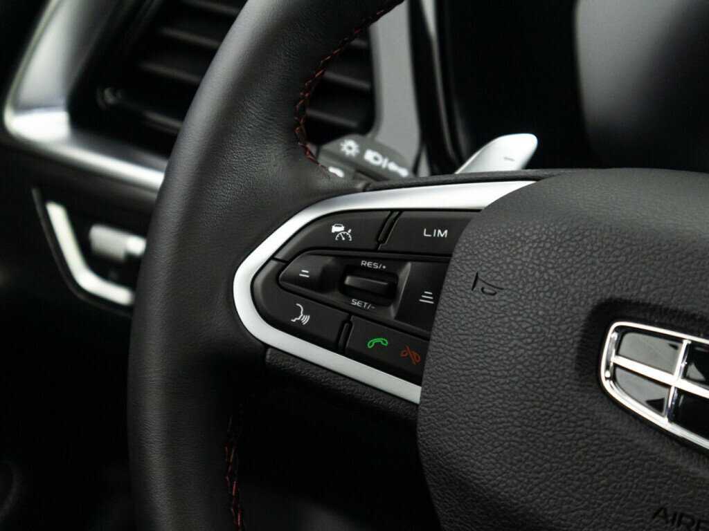 Купить Geely Tugella с пробегом. Фото: #25