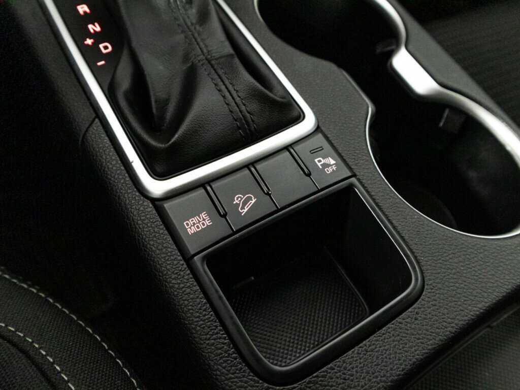 Купить Kia Sportage с пробегом. Фото: #17